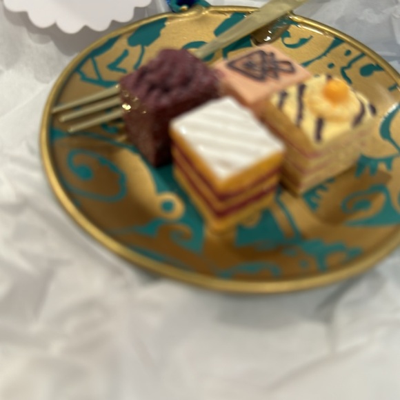 Fancy Food Ornament - Picture 17 of 17